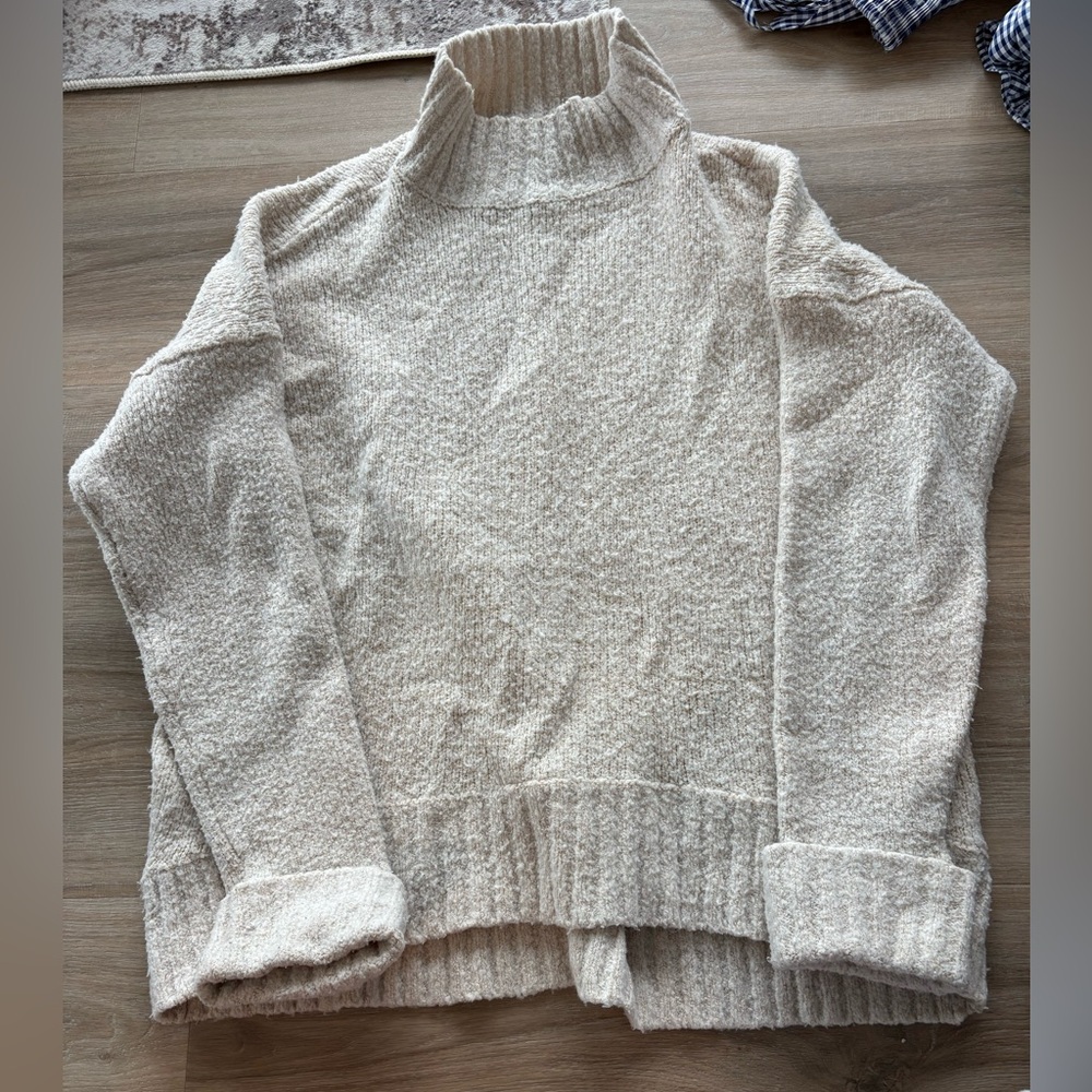 Knit turtleneck